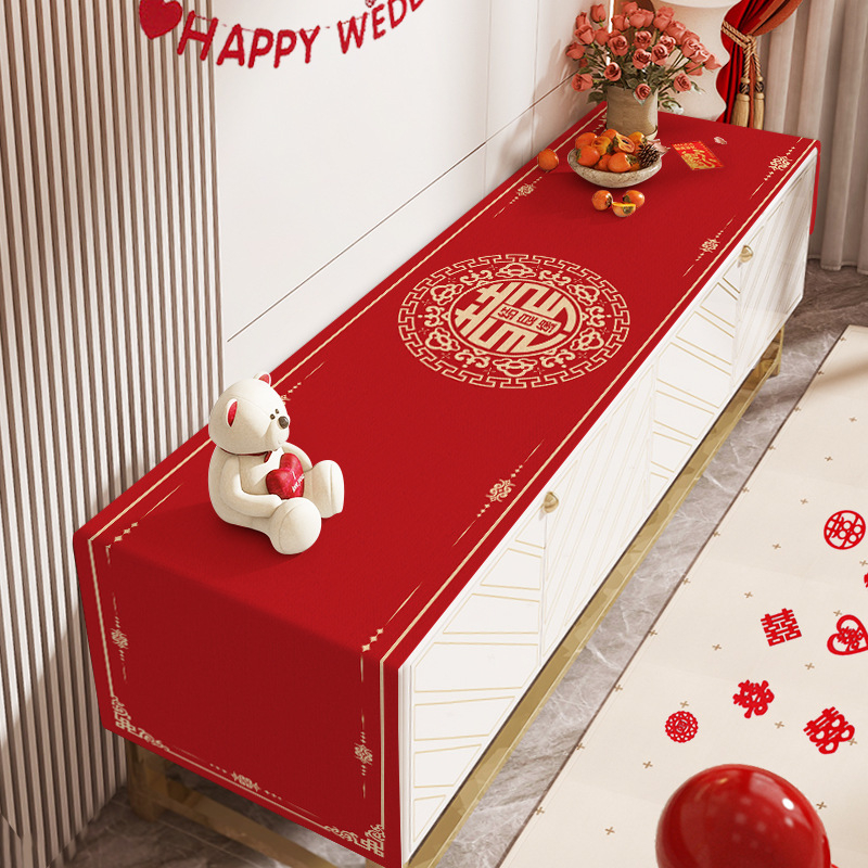 Televizoriaus spintelės staltiesė - stačiakampė, audinys, raukšlių atsparumas, paprastas ir modernus stilius, geometrinis raštas