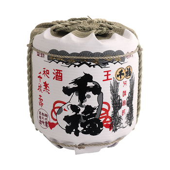 Japonų stiliaus dekoratyvinė vyno butelio rekvizitas sushi restoranams su krizantemų motyvu; medžiaga: šiaudai ir puta