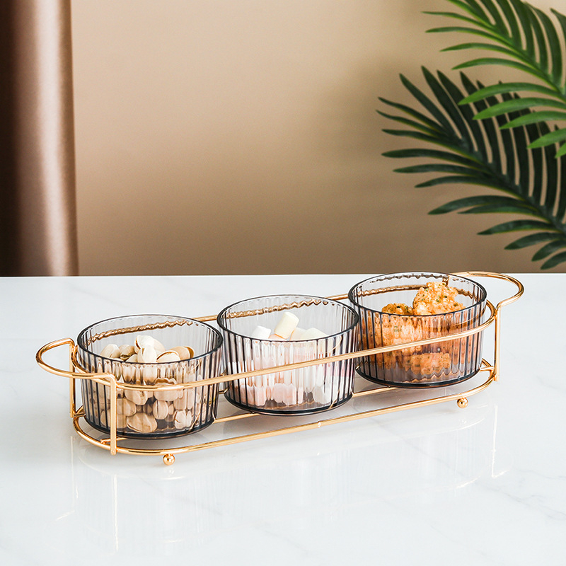 Europos stiliaus skaidrus akrilo vaisių padėklas su pertvaromis ir dangčiu, išleistas 2025