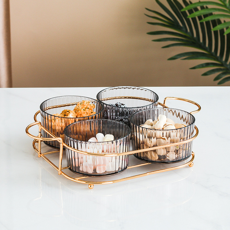 Europos stiliaus skaidrus akrilo vaisių padėklas su pertvaromis ir dangčiu, išleistas 2025