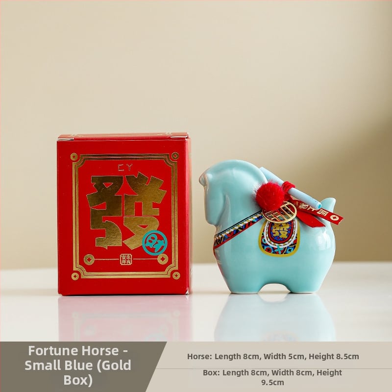 Keraminė arklių metų maskotė su monetų dėže – dekoratyvinė figūrėlė, asmeninė spauda, įmonės dovana dėžutėje