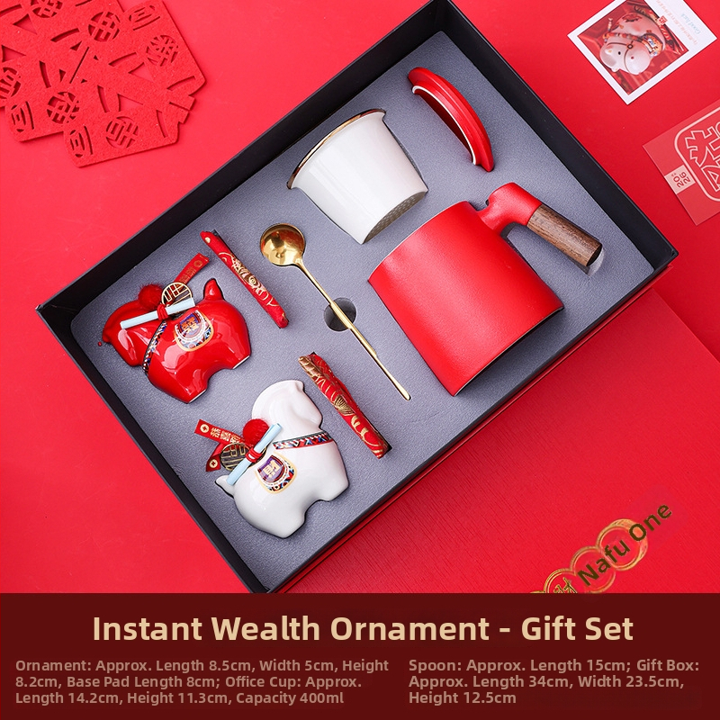 Keraminė arklių metų maskotė su monetų dėže – dekoratyvinė figūrėlė, asmeninė spauda, įmonės dovana dėžutėje