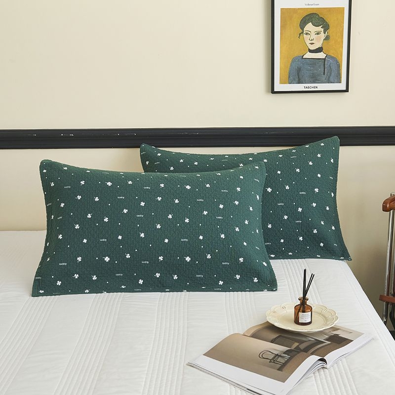 Pagalvės užvalkalas su trim sluoksniais gaze, 100% medvilnė, išplautas paviršius, atsparus plaukų aliejui