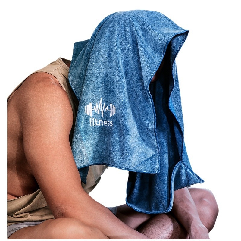 Спортна кърпа – мека, дишаща, попивна, бързосъхнеща, с проста основна тъкан