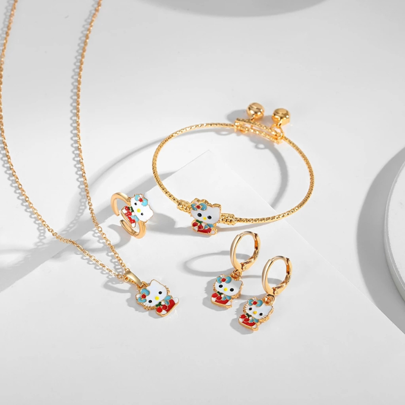 Vaikų vario su aukso dengimu juvelyrinių dirbinių rinkinys su drugelio ir kačiuko motyvais — karoliai, žiedas, auskarai, apyrankė, O formos grandinė (ruduo 2025)