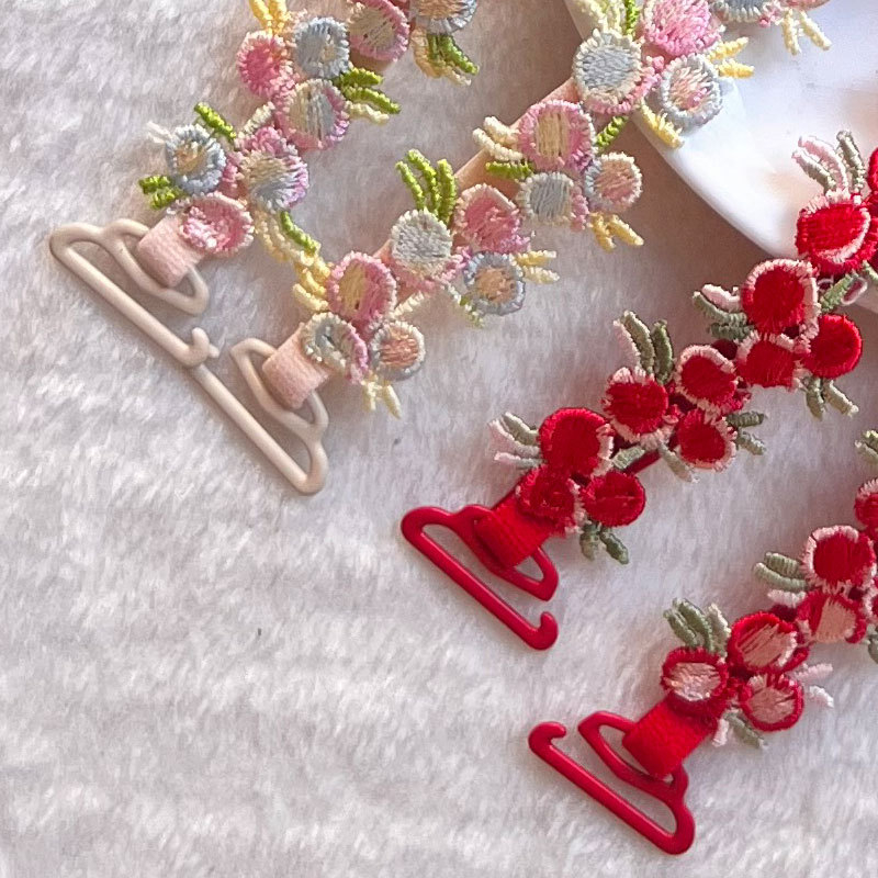 Κεντημένο δαντελένιο φόρεμα-slip με λεπτές τιράντες, νάιλον, διαφανείς λεπτομέρειες, άνοιξη 2024