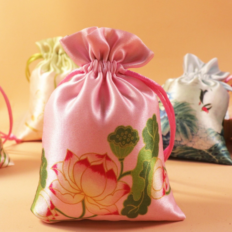 Sac de pânză cu șnur, broderie brocat, pentru săculețe de tămâie și mărgele budiste, ornament de atârnat (închidere cu șnur, broderie brocat, săculețe de tămâie, mărgele budiste)