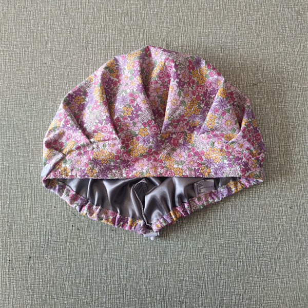 Naiste beret, lillemustriga, puuvillane twill, kupoliline kuju