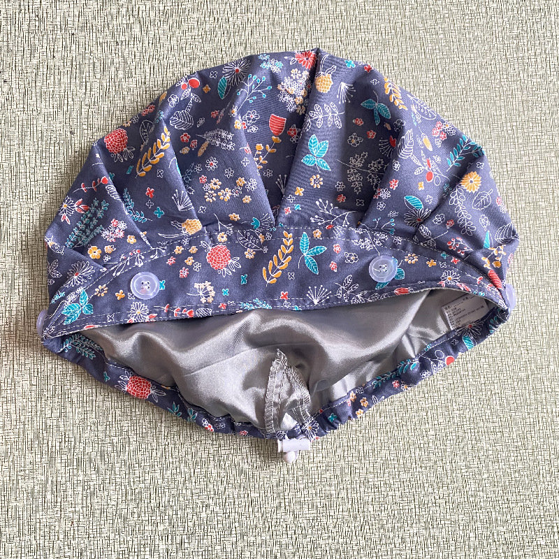 Naiste beret, lillemustriga, puuvillane twill, kupoliline kuju