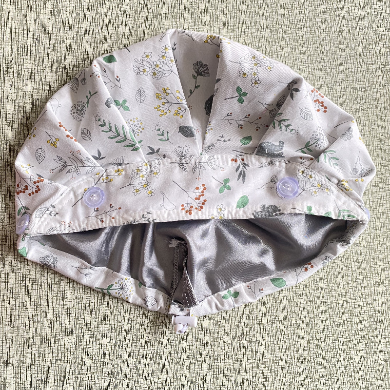 Naiste beret, lillemustriga, puuvillane twill, kupoliline kuju