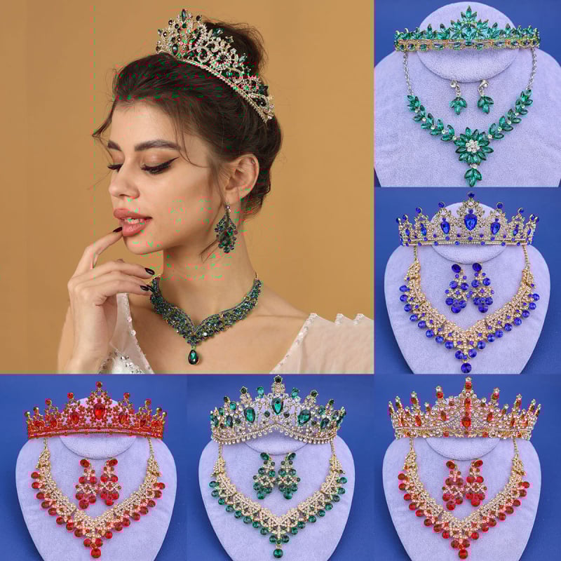 Jaunavedžių kristalų papuošalų rinkinys: plaukų aksesuarai, auskarai ir kaklo papuošalas standartinėje elektroplatinėje grandinėje; pakabuko medžiaga – kristalas.