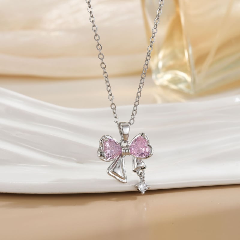 Širdies formos kaklo papuošalas – varis, elektroplakavimas, O grandinė, daugiasluoksnė, įleisti brangakmeniai