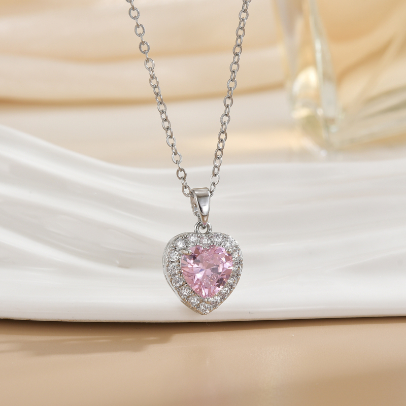 Огърлица със сърцевидна висулка и галактически крила, медна основа, многопластова O-верига, 41-50 cm, смесени камъни, лек лукс стил