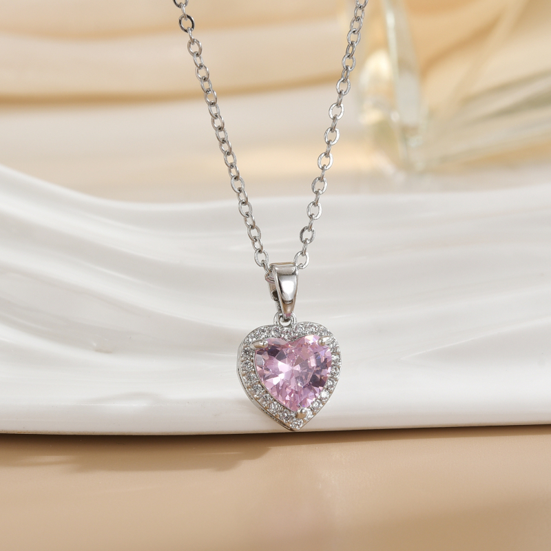 Огърлица със сърцевидна висулка и галактически крила, медна основа, многопластова O-верига, 41-50 cm, смесени камъни, лек лукс стил