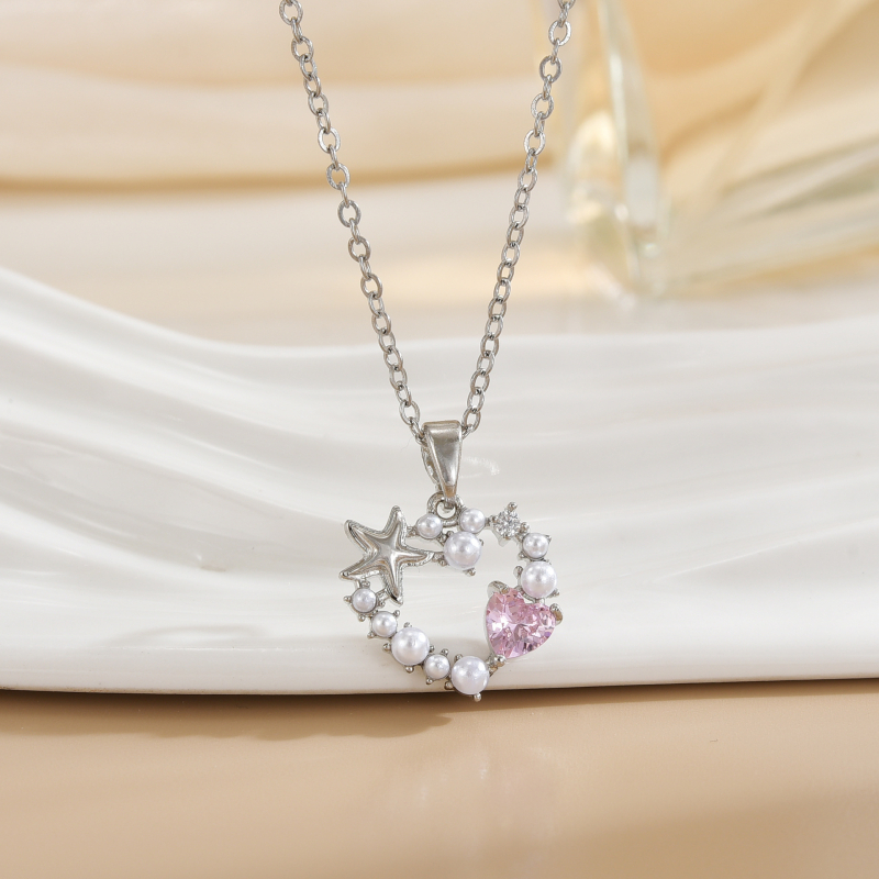 Огърлица със сърцевидна висулка и галактически крила, медна основа, многопластова O-верига, 41-50 cm, смесени камъни, лек лукс стил