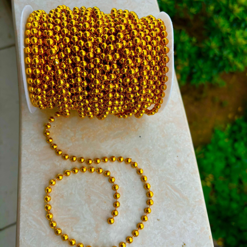 Perlų grandinė vestuvinėms dekoracijoms | plastikiniai/derviniai perlai | elektroplakavimas | Hongsheng prekės ženklas | Pavasaris 2023