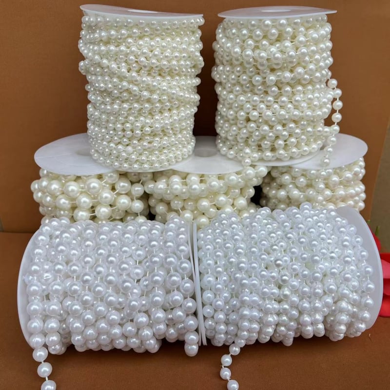 Perlų grandinė vestuvinėms dekoracijoms | plastikiniai/derviniai perlai | elektroplakavimas | Hongsheng prekės ženklas | Pavasaris 2023