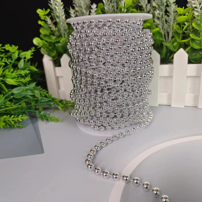 Perlų grandinė vestuvinėms dekoracijoms | plastikiniai/derviniai perlai | elektroplakavimas | Hongsheng prekės ženklas | Pavasaris 2023