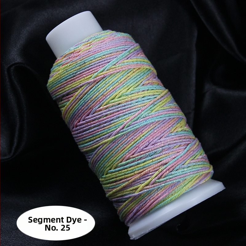 Gradientiškai dažytas medvilninis siūlas su auksine siūle, rankomis mezgta DIY papuošalų virvė (Medžiaga: medvilninis siūlas + poliesteris + auksinė siūlė; Apdorojimo technologija: rankų mezgimas; Kilmė: Jinhua; Stilius: originalus dizainas)