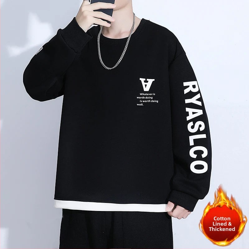 Megztinis su animaciniu piešiniu, medvilnės/polesterio mišinio (63% medvilnė, 37% poliesteris), apvali kaklo linija, ilgos rankovės, aptemptas kirpimas, tinkamas visiems metų laikams.