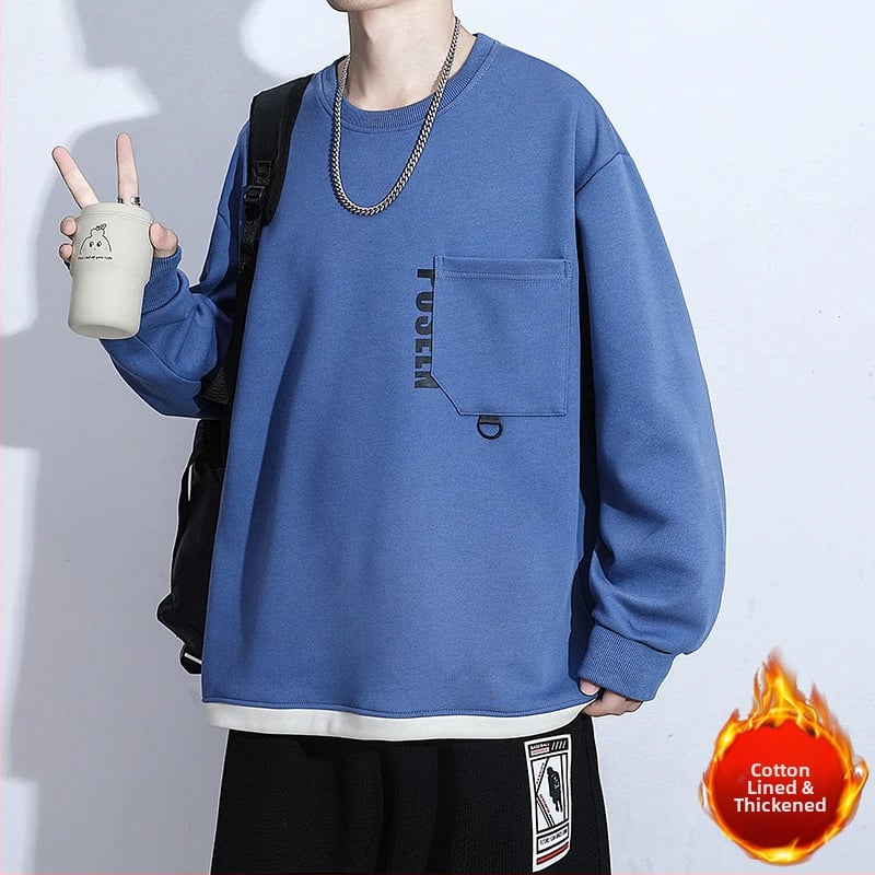 Megztinis su animaciniu piešiniu, medvilnės/polesterio mišinio (63% medvilnė, 37% poliesteris), apvali kaklo linija, ilgos rankovės, aptemptas kirpimas, tinkamas visiems metų laikams.