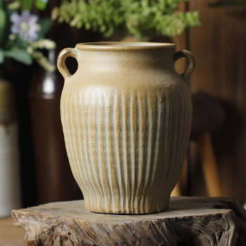 Keramikas ziedu pods, uz grīdas, vienkāršs stils, mājas dārzkopība