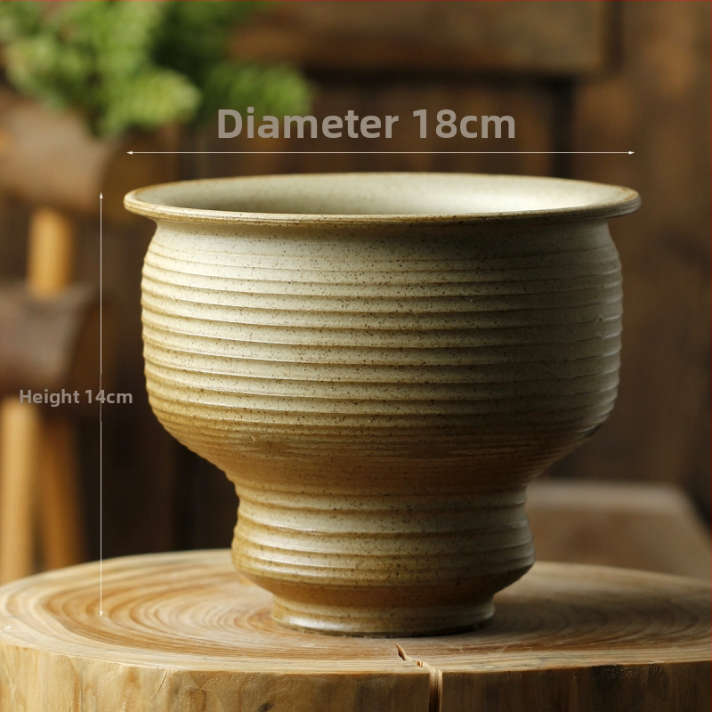 Keramikas ziedu pods, uz grīdas, vienkāršs stils, mājas dārzkopība