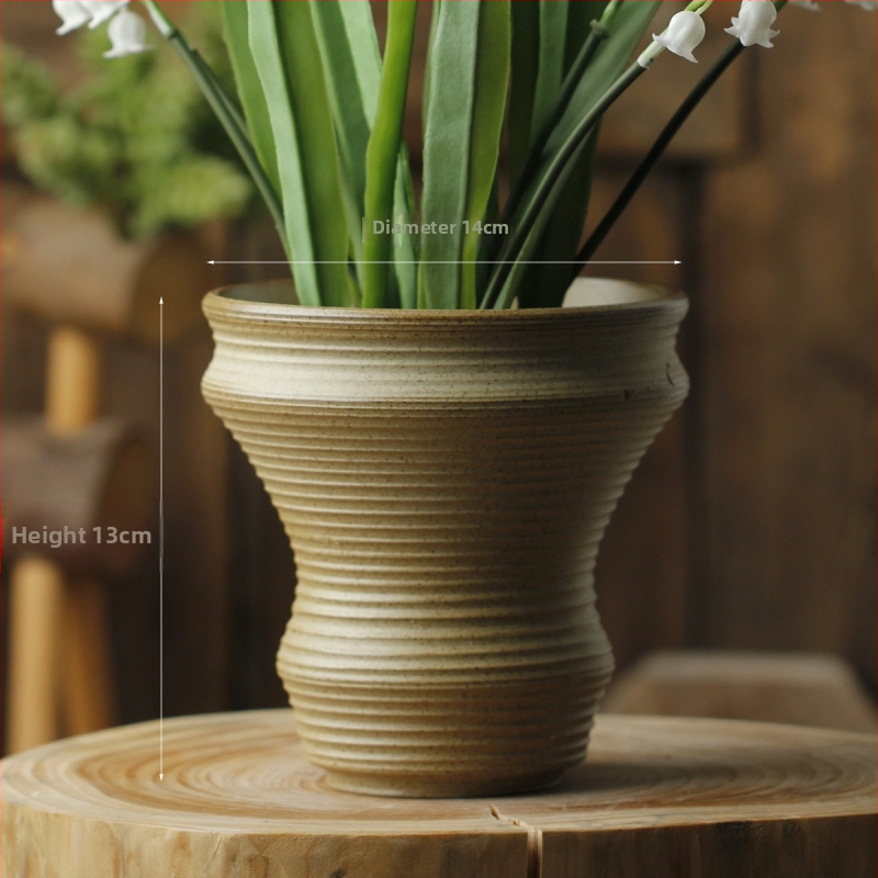 Keramikas ziedu pods, uz grīdas, vienkāršs stils, mājas dārzkopība