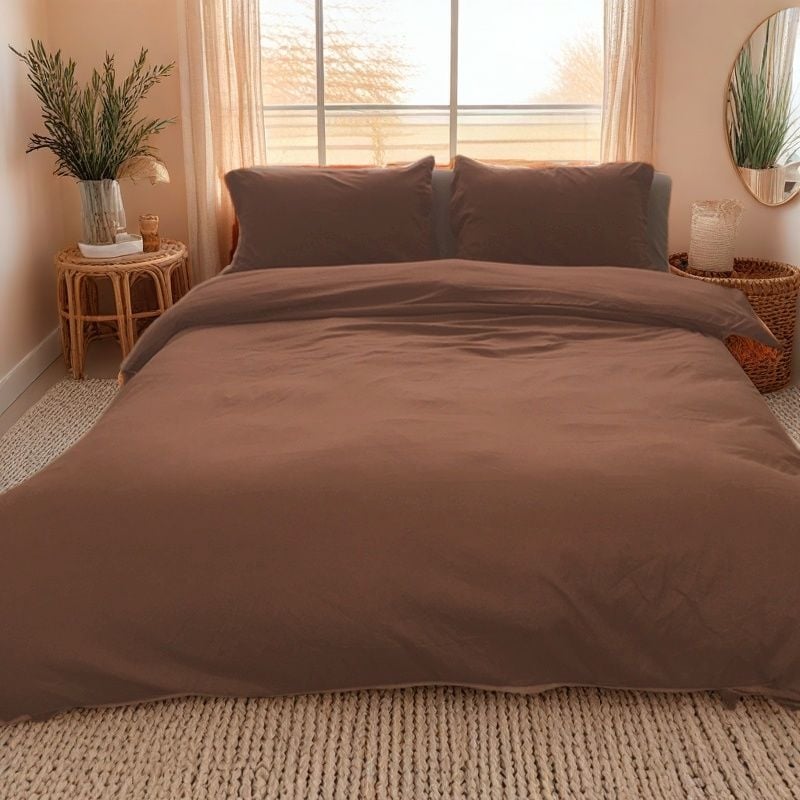 Antklodės užvalkalas, pritaikomas; audinys: brushed, quilted ir plain; reaktyvinis dažymas; svoris mažiau nei 300 g; INS stilius