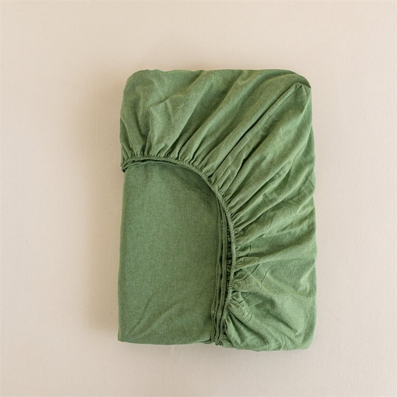 Čiužinio uždangalas su guma – japoniško stiliaus, 100% medvilnė, siūlų dažymas (yarn-dyed), skalbiamas, vienarūšis raštas, audinio tankis 133x72, siūlų skaičius 40