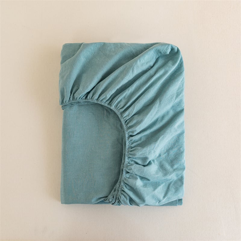 Čiužinio uždangalas su guma – japoniško stiliaus, 100% medvilnė, siūlų dažymas (yarn-dyed), skalbiamas, vienarūšis raštas, audinio tankis 133x72, siūlų skaičius 40