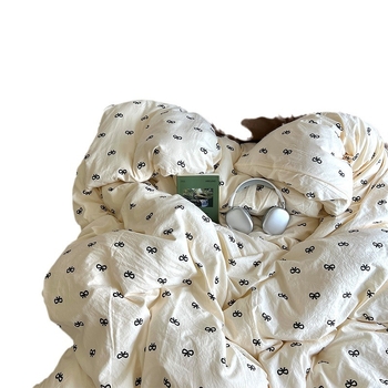 Išplautų medvilnės keturių dalių patalynės komplektas, Twill audinys, reaktyvus spausdinimas ir dažymas, raštai: animacinių filmų personažai ir augalai