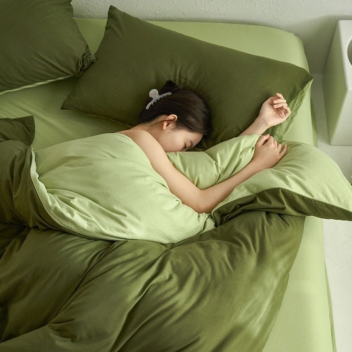 Keturių dalių patalynės komplektas iš 100% medvilnės, mezgta quilt, reaktyvus spausdinimas ir dažymas, Twill audinys, vientisas raštas, svoris 2.0–2.5 kg