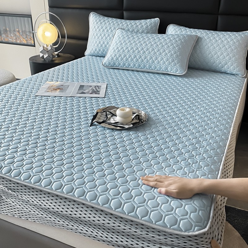 Trys dalių natūralaus latekso čiužinio apsaugos komplektas – spausdinta uždanga, pritaikomas, latekso turinys >90%, audinio spausdinimas