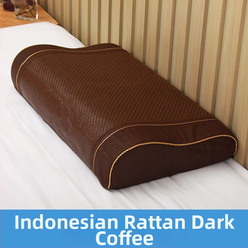 Medvilninis pagalvių užvalkalas, paprasto audimo (plokščio pynimo) audinys, reaktyvus dažymas, šiuolaikiškas minimalistinis stilius.