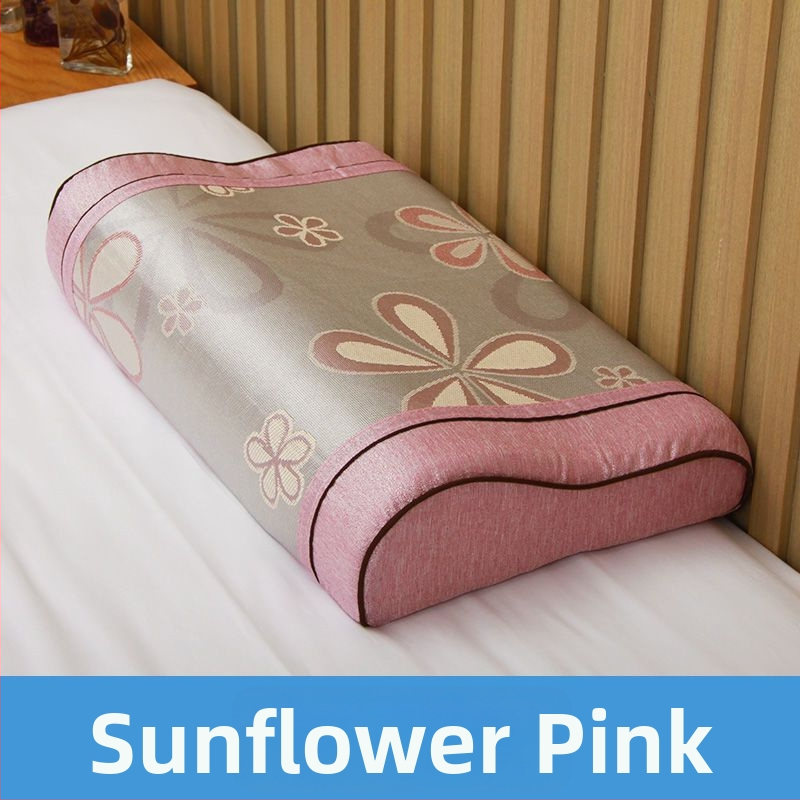 Medvilninis pagalvių užvalkalas, paprasto audimo (plokščio pynimo) audinys, reaktyvus dažymas, šiuolaikiškas minimalistinis stilius.