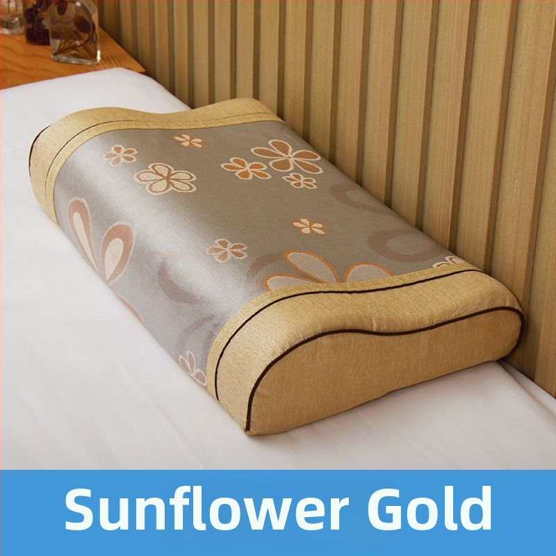 Medvilninis pagalvių užvalkalas, paprasto audimo (plokščio pynimo) audinys, reaktyvus dažymas, šiuolaikiškas minimalistinis stilius.