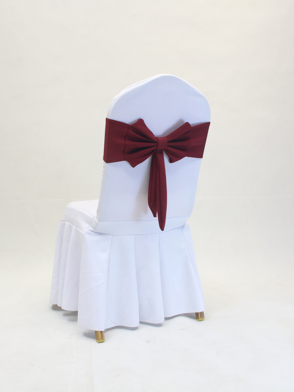 Banketinė elastinga kėdės danga su gėlių dekoru nugaroje, be kaspinėlio, stačiakampio formos, elastinis audinys