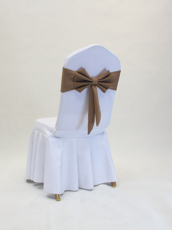 Banketinė elastinga kėdės danga su gėlių dekoru nugaroje, be kaspinėlio, stačiakampio formos, elastinis audinys