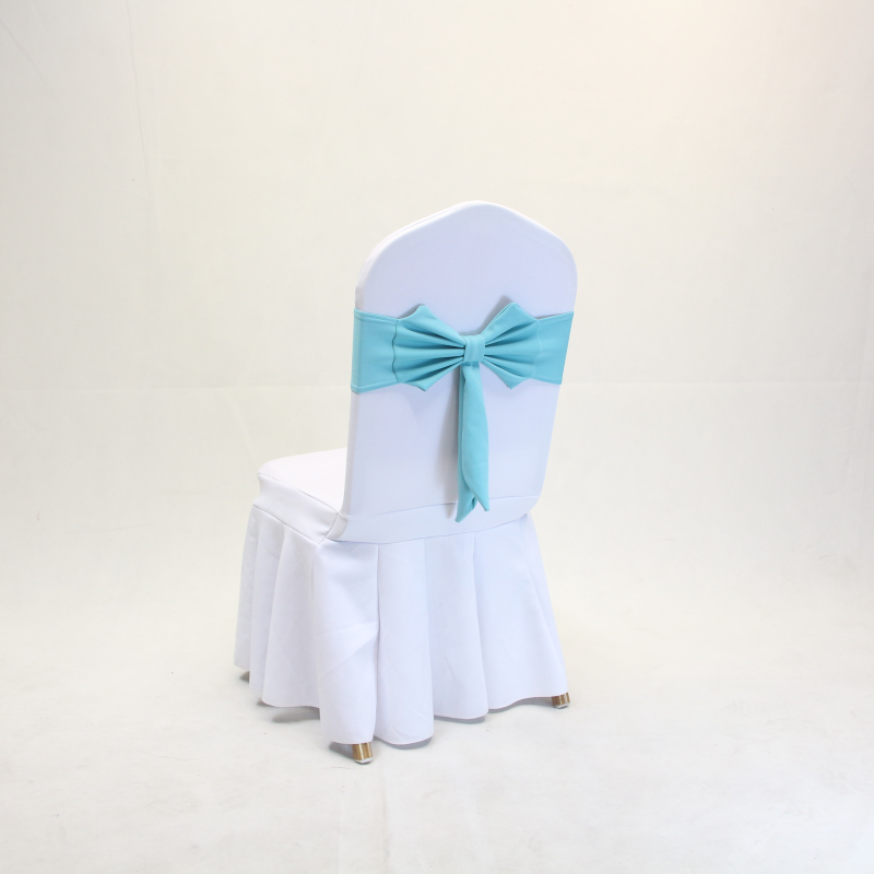 Banketinė elastinga kėdės danga su gėlių dekoru nugaroje, be kaspinėlio, stačiakampio formos, elastinis audinys