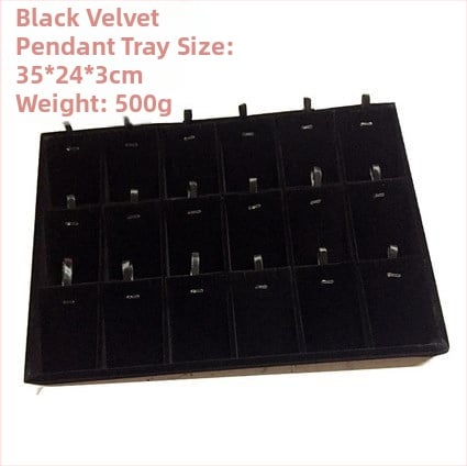 Metāla rotaslietu izstādes trauks ar 12 nodalījumiem – gredieniem, kaklarotām, rokassprādzēm un kuloniem; mākslinieciskais stils, izcelsme: Jilin, 2025. gada pavasaris