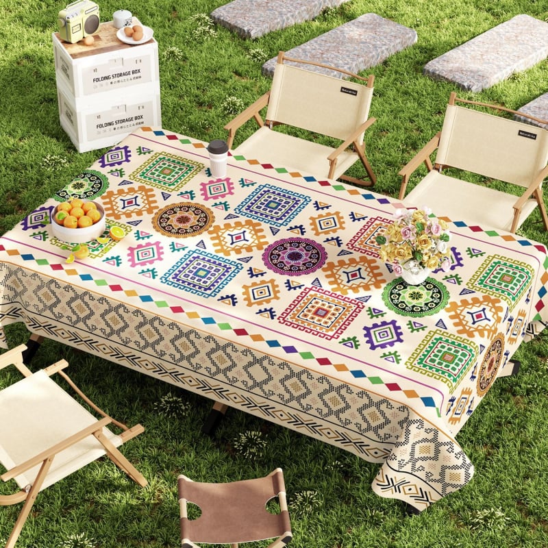 PVC staltiesė kempingui, atspari vandeniui ir aliejui, apsauga nuo nudegimų ir šilumos izoliacija, stačiakampio formos su gėlių raštu, šiuolaikiškas stilius