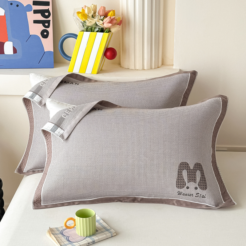 Pagalvės užvalkalas - odai draugiškas, minkštas ir patogus, poliesterio pluoštai