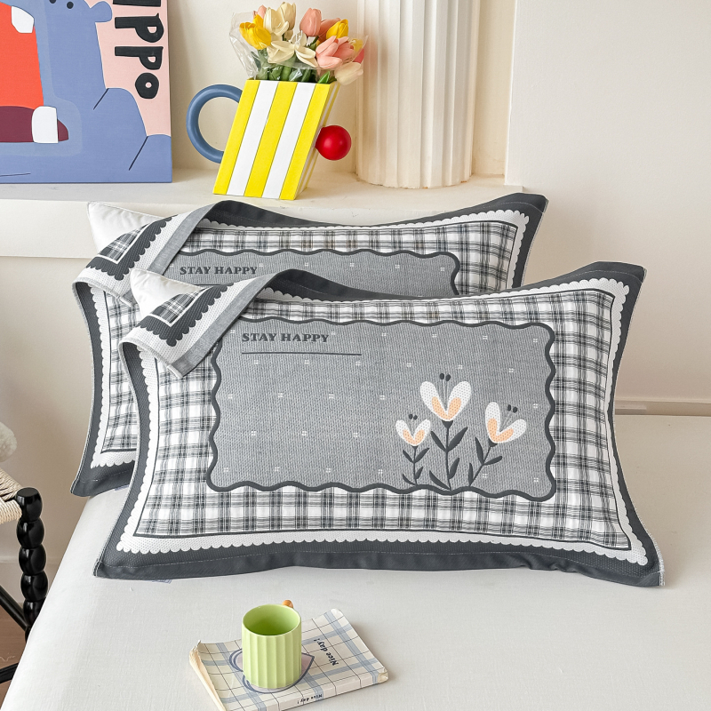 Pagalvės užvalkalas — odai draugiškas, minkštas ir patogus (poliesterio pluoštas; namų naudojimui ir studentų bendrabutyje)