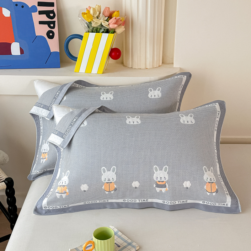 Pagalvės užvalkalas — odai draugiškas, minkštas ir patogus (poliesterio pluoštas; namų naudojimui ir studentų bendrabutyje)