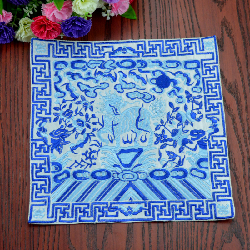 Patch brodat cu mașina – motiv Dragon Phoenix Kirin Crane, material poliester, seria Chinese Style, broderie finalizată