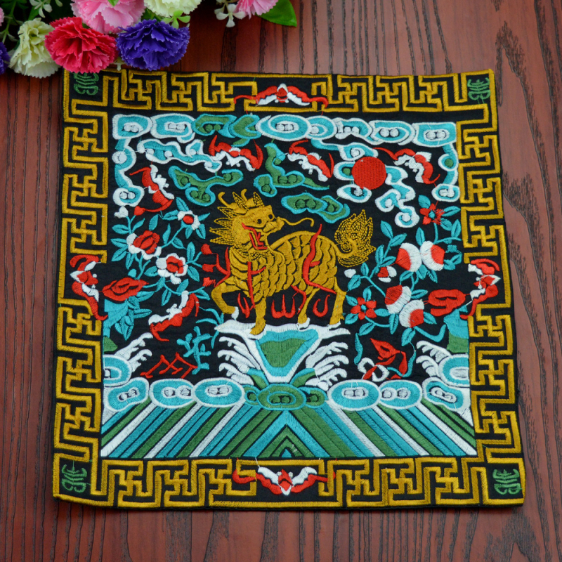 Patch brodat cu mașina – motiv Dragon Phoenix Kirin Crane, material poliester, seria Chinese Style, broderie finalizată