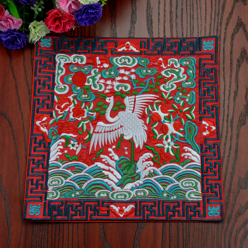 Patch brodat cu mașina – motiv Dragon Phoenix Kirin Crane, material poliester, seria Chinese Style, broderie finalizată