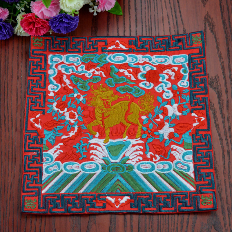 Patch brodat cu mașina – motiv Dragon Phoenix Kirin Crane, material poliester, seria Chinese Style, broderie finalizată