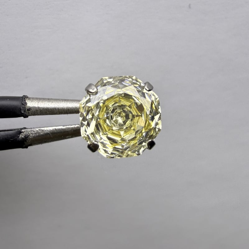 Σκουλαρίκια-καρφιά από κράμα τιτάνιου με ζιρκόν κρύσταλλο και επεξεργασία ζιρκόνια, unisex minimalist